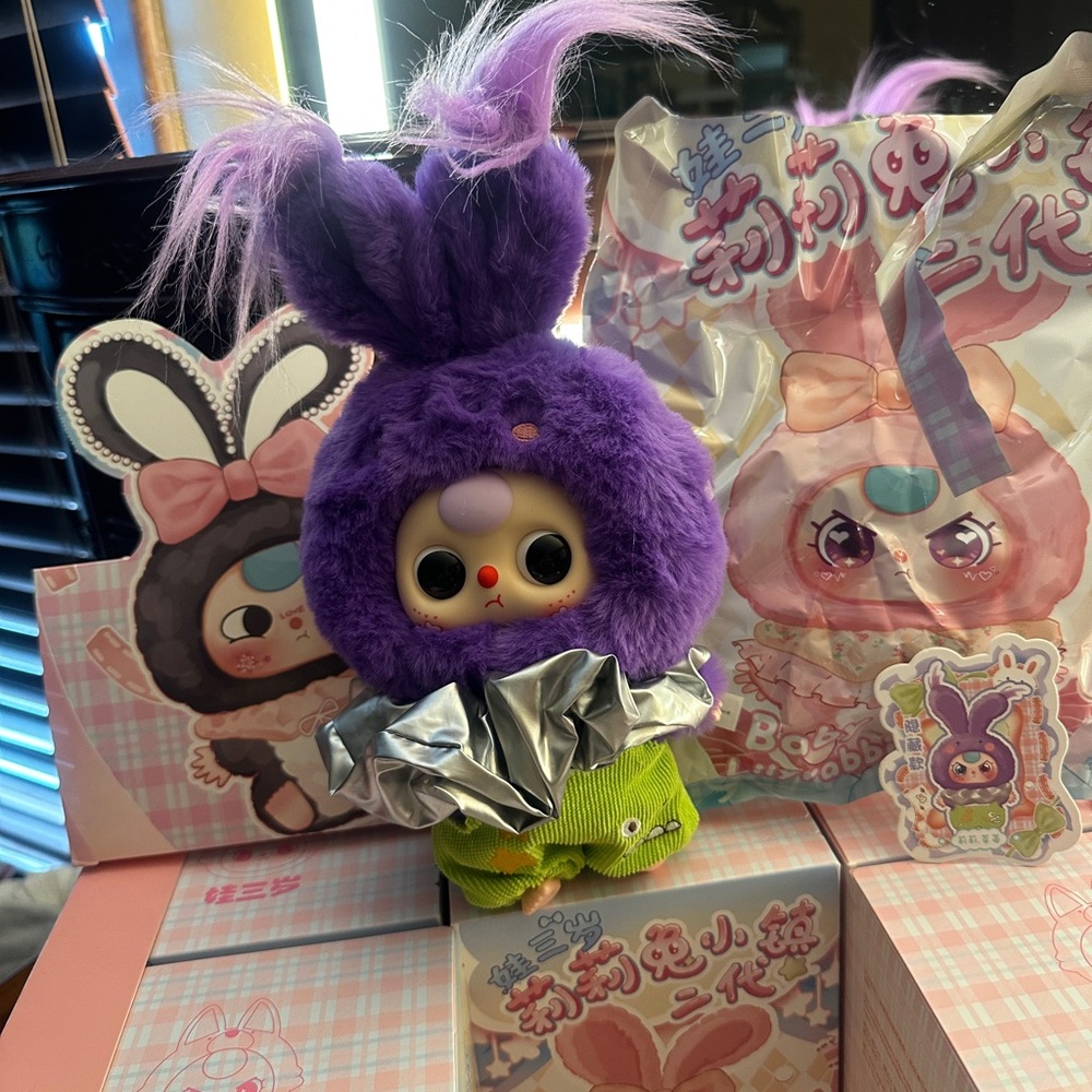 Secret Bunny from BB3 Lily Rabbit Town V2 Series w/movable boba Eyes unboxed!